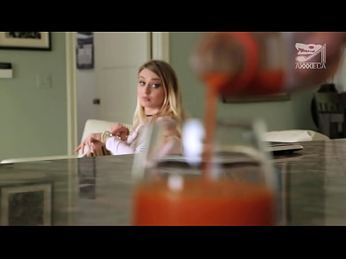 ❤️ Gabadha kulul ee leh naasaha waaweyn iyo maxsiyada cidhiidhiga ah waxay ka helaysaa diiqu guuldarradu, laakiin aad u adag ️  lulataaye%so.porno-fuq.ru